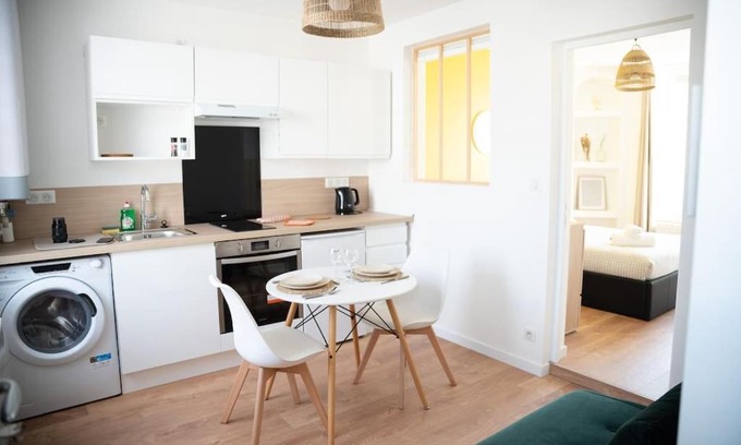 Saint-Pierre - Rene II - Bonsecours Apartment | MLA Homes - Sunny Foller