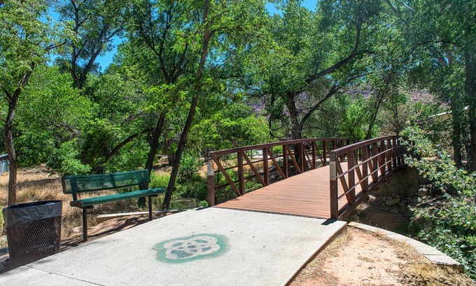 Moab Hotel | Moab Rustic Inn