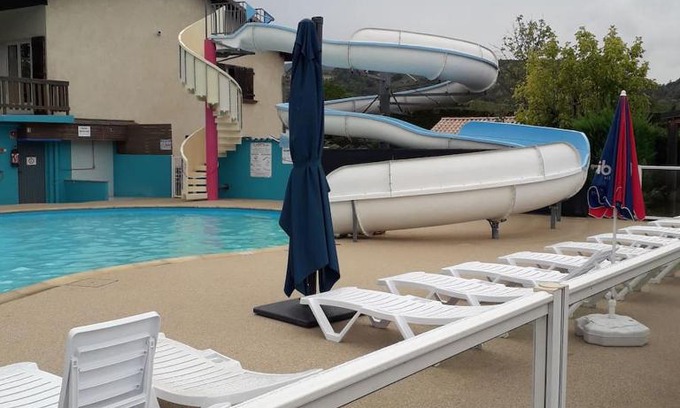 Condrieu Apartment | Mobile-home dans camping 4 étoiles