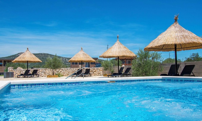 Tisno House | Mobile home Banovi dvori II (88892-K2) - Tisno - island Murter