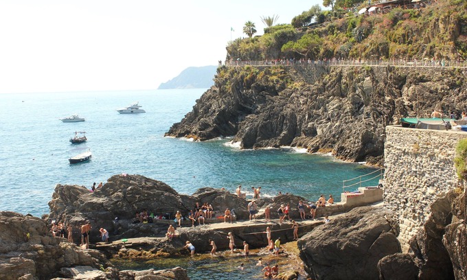 Sarzana Ski Chalet | Mobilehome chalet camping swimmingpool near sea Tuscany - Liguria Pisa Tuscany