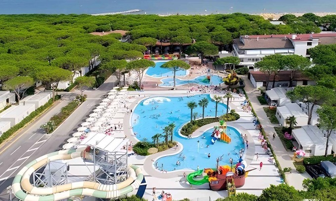 Ponte della Priula House | Mobilehome with air conditioning, terrace and pool