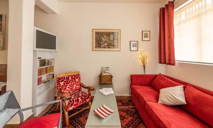 Del Carmen Apartment | Moctezuma: Stylish Apartment in the Heart of Coyoacan