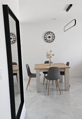 Bobrov Apartment | Moderný apartmán v Bobrov s veľkou terasou 1