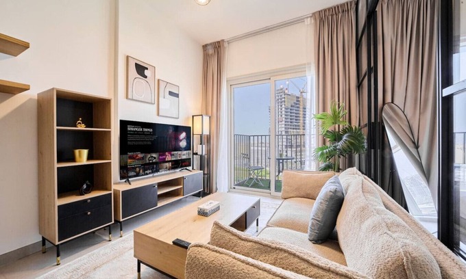 Dubai Apartment | Modern 1BR at Collective | Dubai Hills Mall Nearby