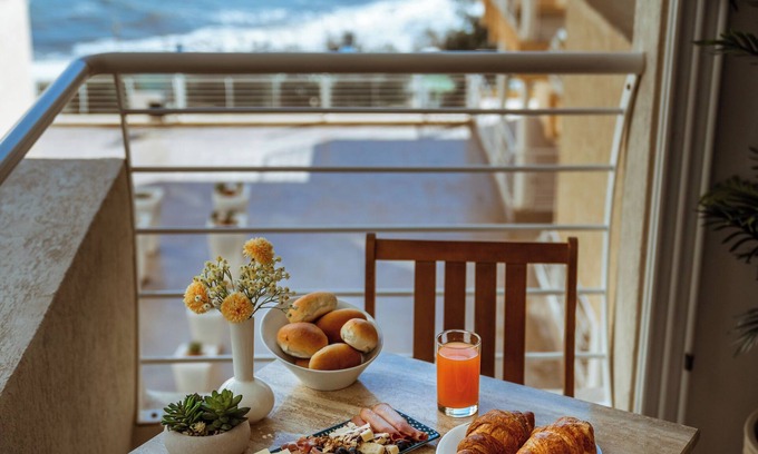 Qawra Apartment | Modern 2 Bedroom Sea View Apartment