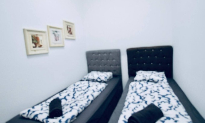 Brigittenau Apartment | Modern 2BR Apt. Ideal for Families & Long Stays