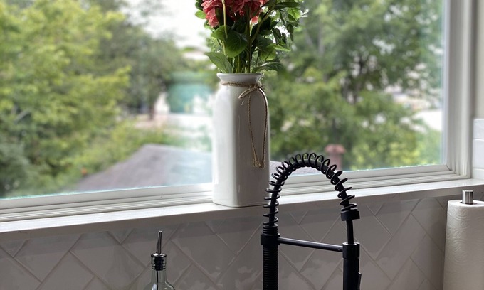 Greater East End House | Modern 3BD/3.5BA Near Downtown & Airport