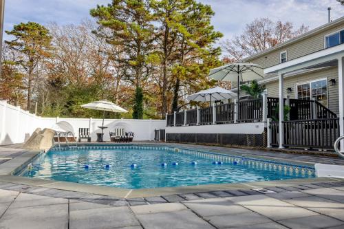 Ocean Acres House | Modern 5 BR Stay Minutes From LBI