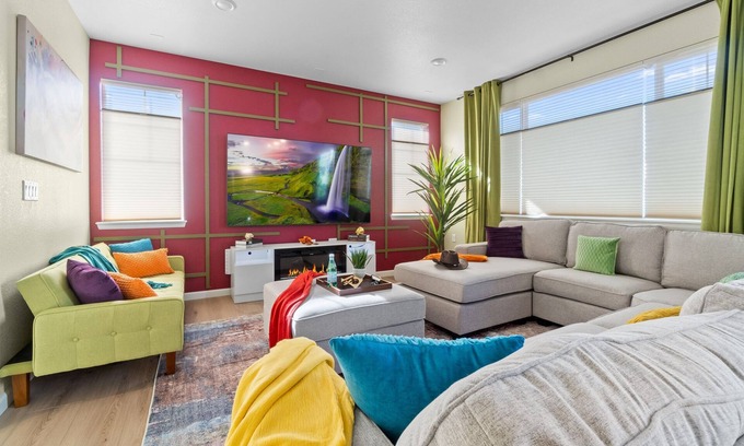 Superior House | Modern 5BR Getaway, Hot Tub, Game Room, Fireplace,Grill & Pet-Friendly Stay