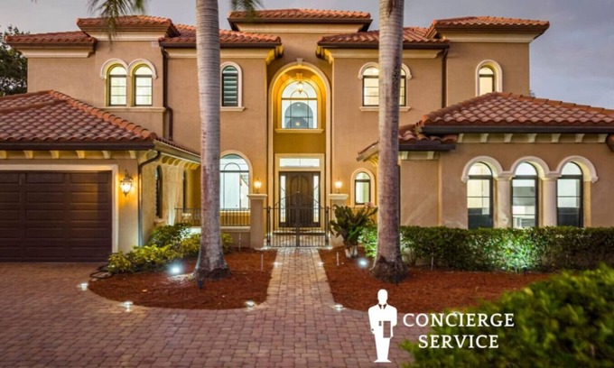 Palm Beach Country Estates Apartment | Modern 8BR Mansion | 6,500 SF, Pool, Cinema