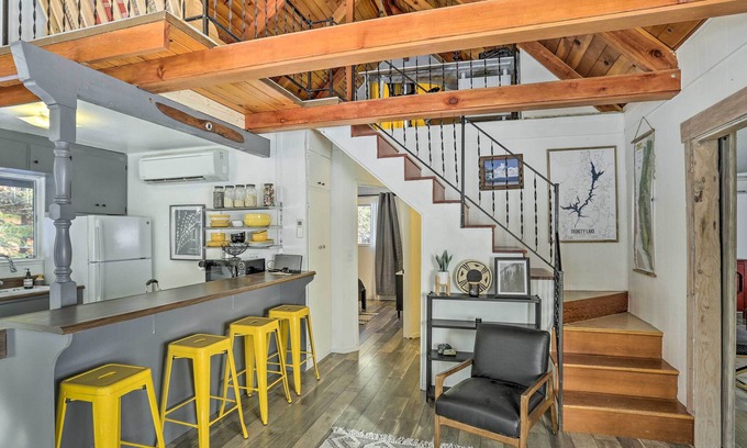 Trinity Center Cabin | Modern A-Frame Cabin < 2 Mi to Trinity Lake!