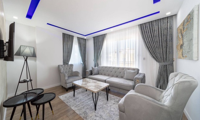 Antalya City Centre Apartment | Modern and Central Flat near Beach in Antalya