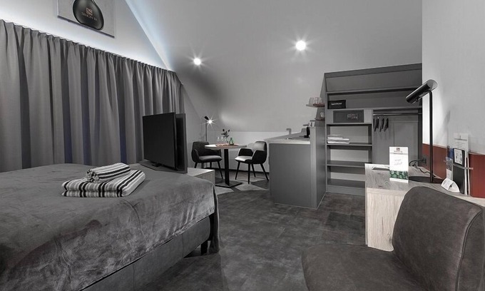 Wasserlos Apartment | Modern apartment (30 sqm) with cooking facilities and box-spring bed including breakfast