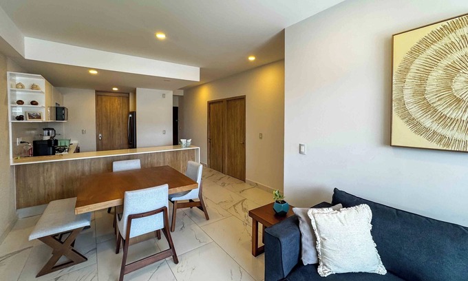 Santa Fe Condo | Modern Apartment with Top Amenities · Prime Santa Fe Location · 2BR/2BA
