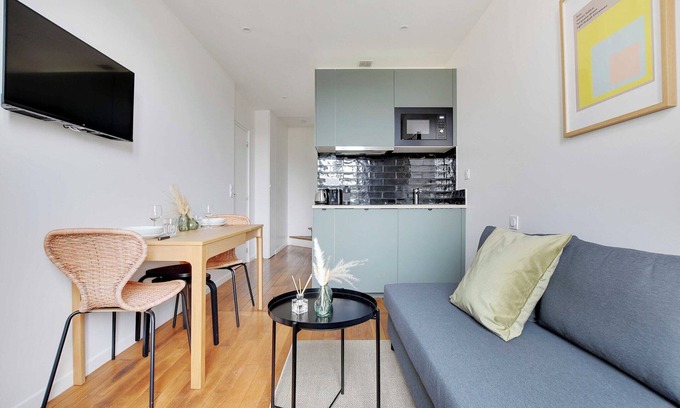 Centre Apartment | Modern Apartment - 1BR-4P - Nanterre