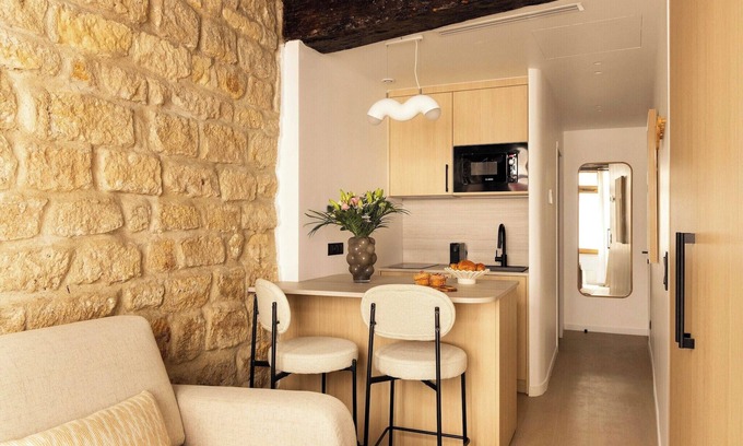 Notre Dame Apartment | Modern apartment -AC-1BR-4P-Panthéon