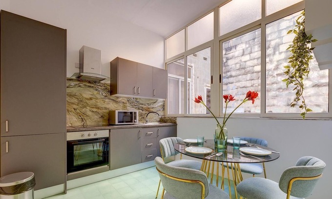 Floriana Apartment | Modern Apartment close to Valletta