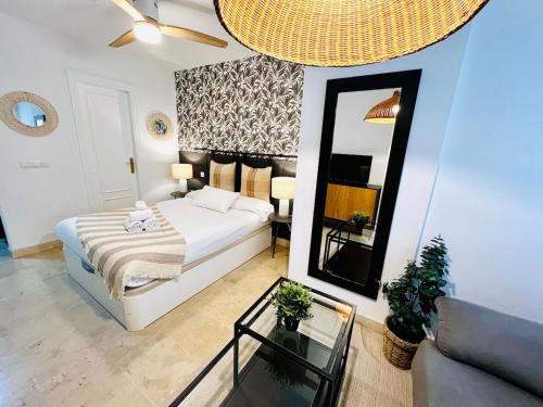 La Trinidad Apartment | Modern Apartment in Juan de Austria