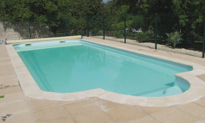 Segonzac Apartment | Modern Apartment in Segonzac with Swimming Pool