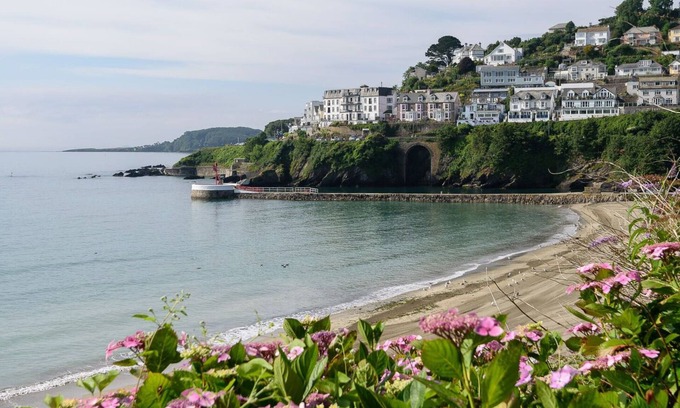 Looe House | Modern apartment in the heart of Looe town