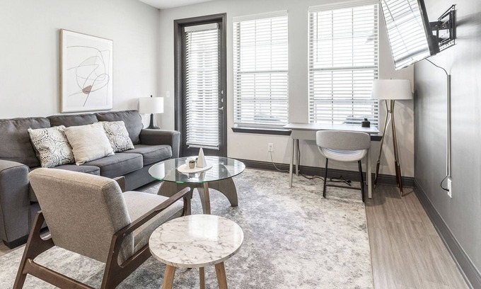 Keller Apartment | Modern Apartment in Prime Location (ID2101X18)