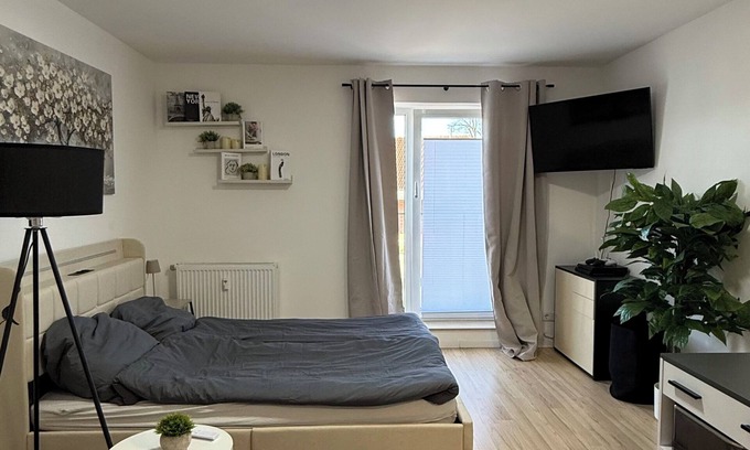 Ronsdorf Apartment | Modern apartment incl. parking space