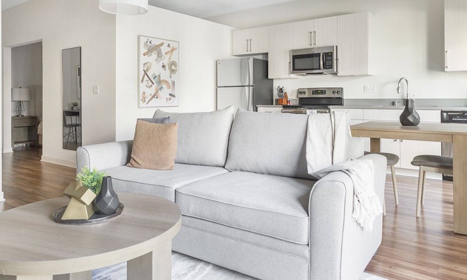 Overland Park Apartment | Modern Apartment in Prime Location (ID9066X07)