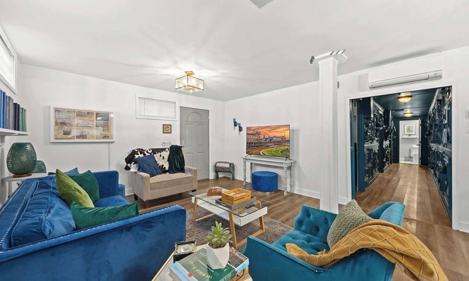 Audubon Apartment | Modern Apt Near Churchill Downs & Expo Center