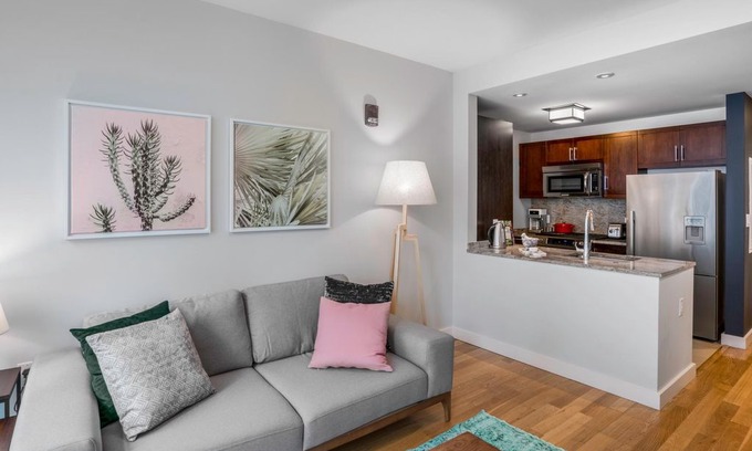 Columbus Apartment | Modern Back Bay 1BR w/ Gym, near Newbury + Copley by Blueground