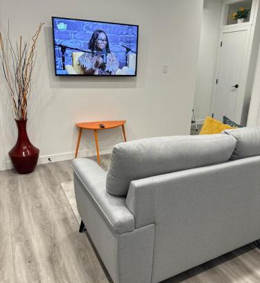 Northwest Edmonton Apartment | Modern Basement Suite near West Edmonton Mall