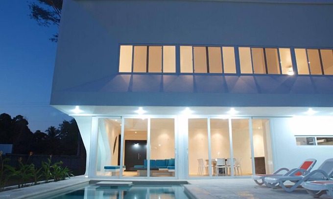 Costa Del Sol House | Modern Beach House In 'Costa del Sol'Beach,swimming pool & Sun For Your Family!