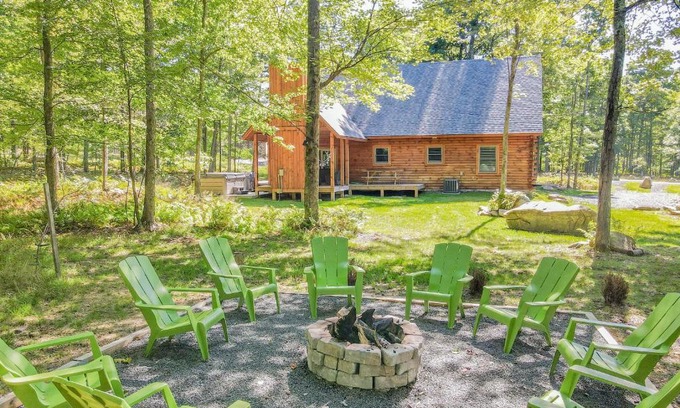 McHenry Villa | Modern Cabin with Hot Tub and Outdoor Fireplace