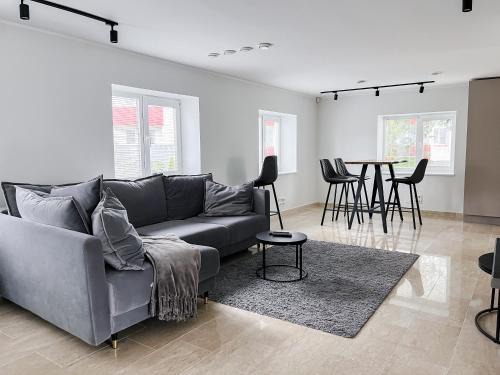 Mustamae House | Modern City House with Sauna