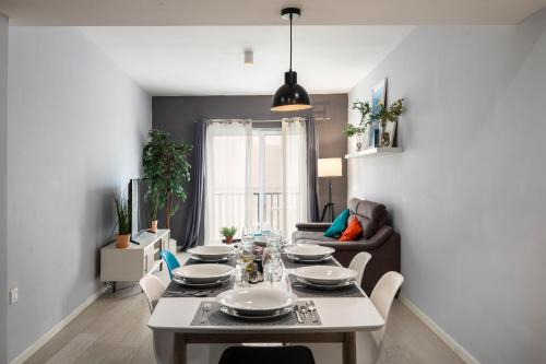 Il-Balluta House | Modern Ensuite Rooms in Shared Apartment Near Balluta Bay Sliema Gzira
