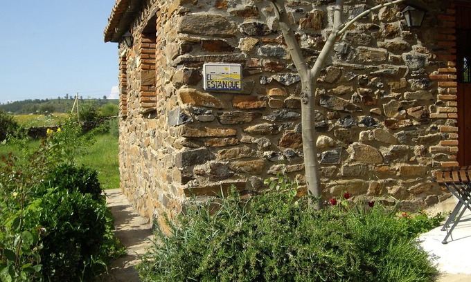La Acena de la Borrega House | Modern Farmhouse in Valencia de Alcántara with Pool