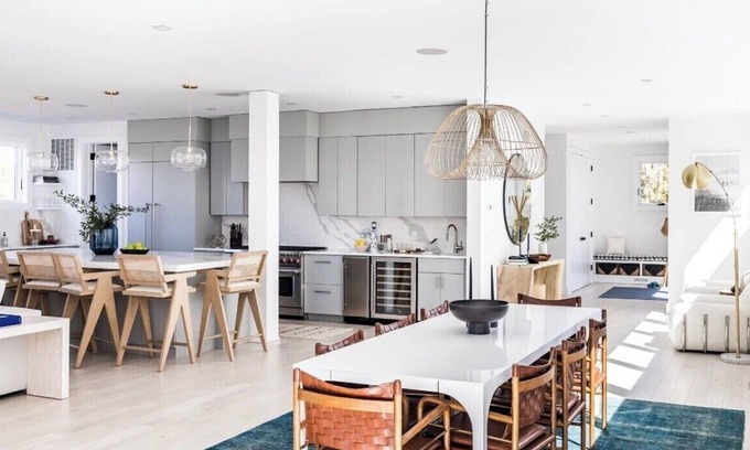 Bridgehampton House | Modern FarmHouse 8BR large pool Bridgehampton Wineries Ocean Restaurants near by