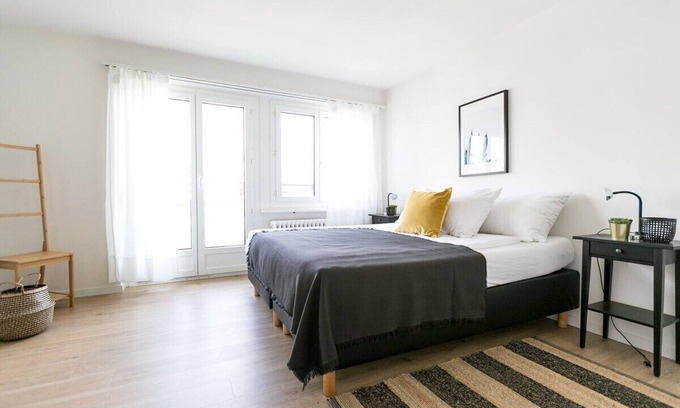 Lucerne Apartment | Modern flat w/Netflix, balcony & top location