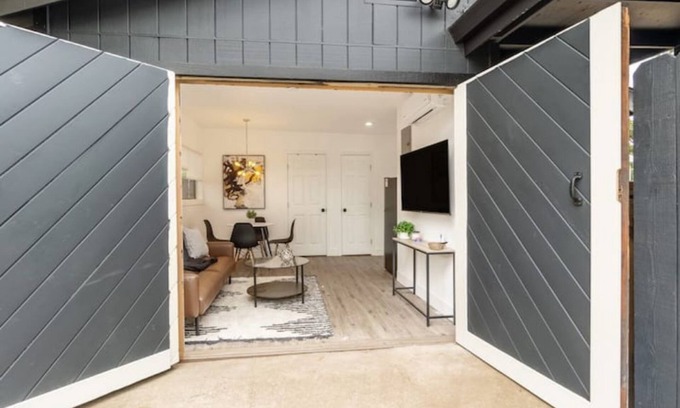 Concord House | Modern Guest House w/2 Bedroom & 1bath