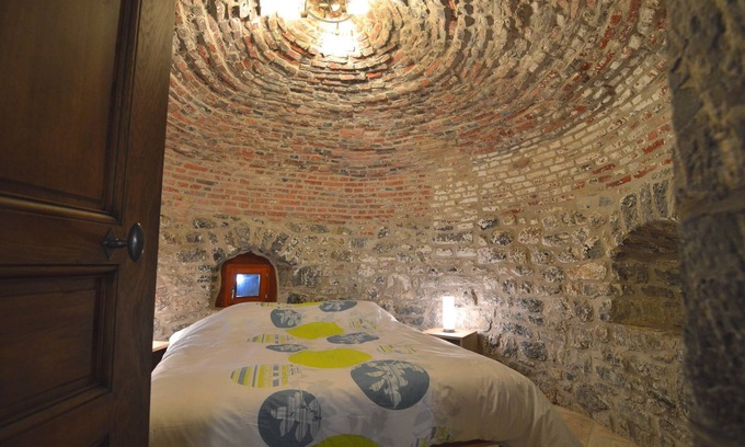 Senzeille House | Modern Holiday Home in Senzeille with Garden