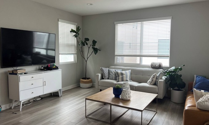 Gardena House | Modern Home in Gardena. Close to LAX, SoFi. Newly built in 2023. Gated Community