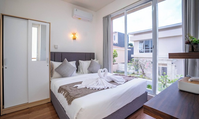 Kampial House | Modern Home w/Private Pool Close to City Center and Nature