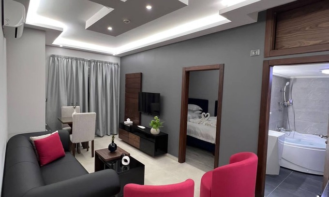 Duhur ash Shuwayr Apartment | Modern Hotel Near Downtown Beirut, Featuring Spacious Suites, Just 10 Mins Away