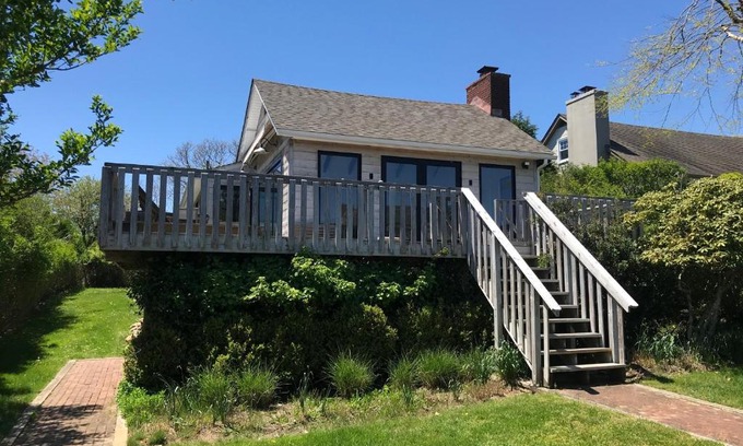Montauk House | Modern House in Montauk Ditch Plains