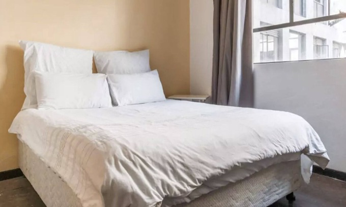 Downtown Johannesburg Apartment | Modern, Industrial-Style Studio Apartment in Cultural Neighbourhood