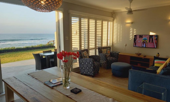 Shaka's Rock Villa | Modern & Luxurious Beachfront Villa