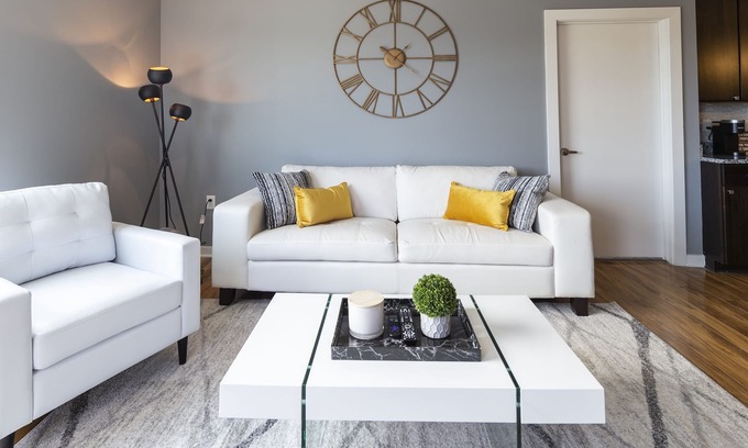 Newport Apartment | *Modern* Luxury Riverfront King Bed Apt Newport KY