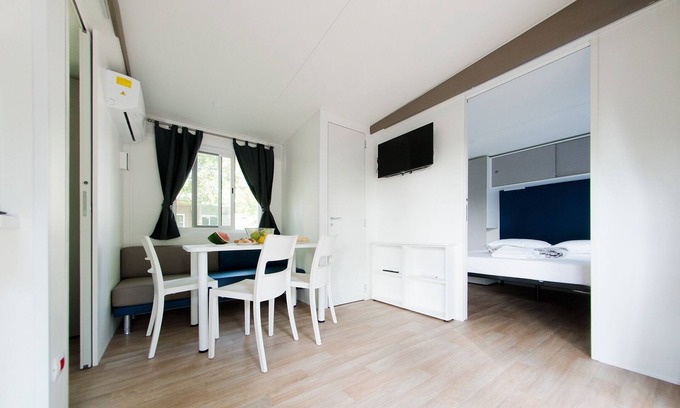 Lido Adriano House | Modern mobile home close to beach Marina, 2 bedrooms 1,5 bathrooms, cosy terrace