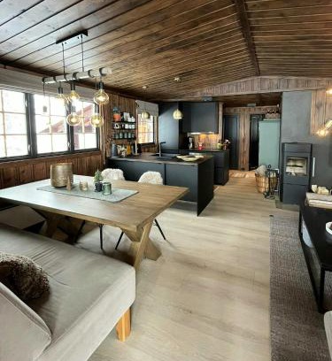 Vikberget House | Modern Mountain Cabin With Views Over Slokovannet