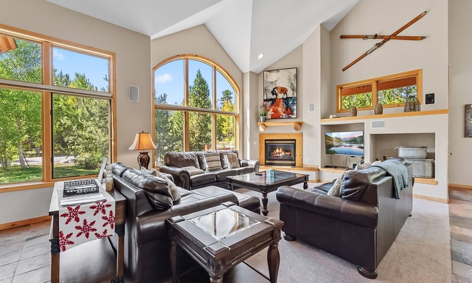 Three Peaks House | Modern Mountain Stay | Hot Tub, Fire Pit & Views